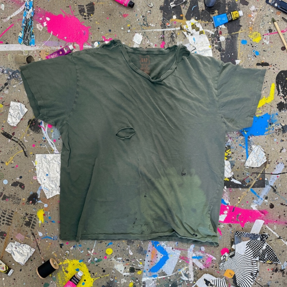 GAP Garment-Dyed Tee Olive Distressed XL Relaxed